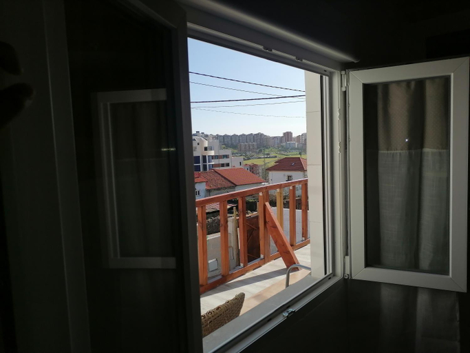 Others 5, Habitaciones Casa Santander Playa Valdenoja, Cantabria