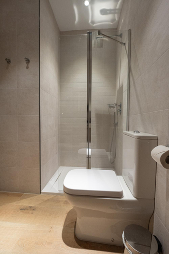 Bathroom 3, Hotel Aldama, Badajoz