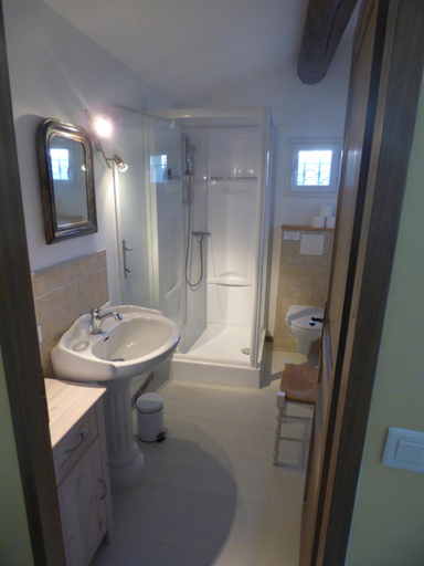 Bathroom, Chambre d'Hotes entre Provence et Camargue, Gard