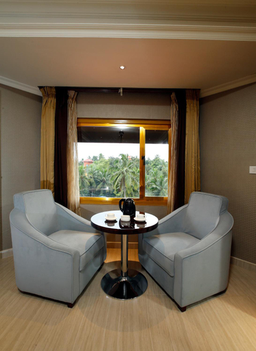 Food & Drinks, Hotel Park Residency, Malappuram