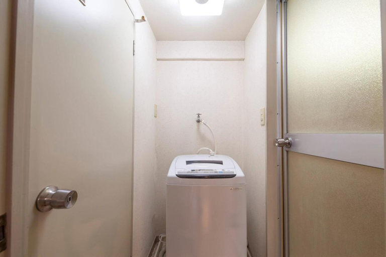 Bathroom 3, Chatelet Nishioi, Shinagawa