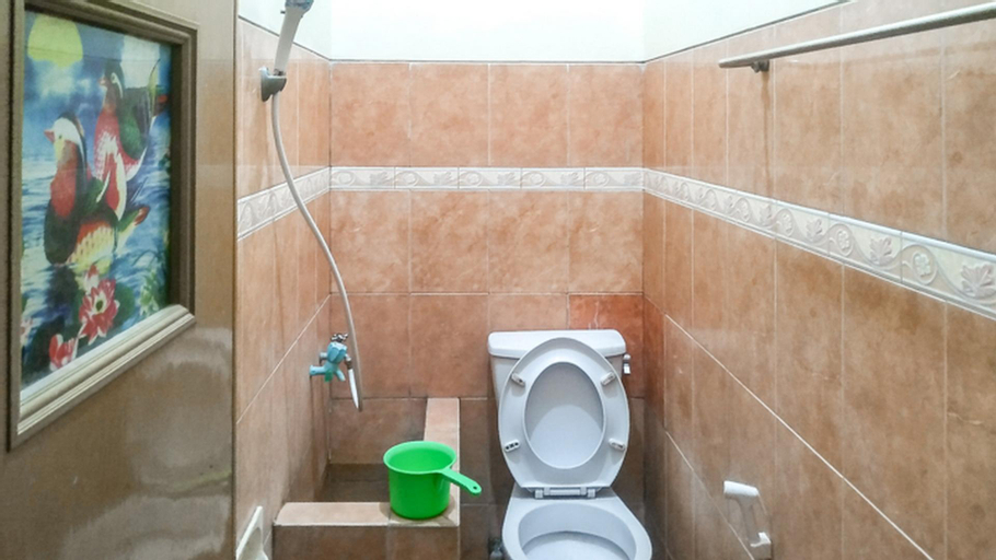 Bathroom 4