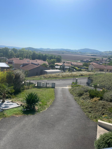 Others 3, chambre ou suite privative acces independant, Puy-de-Dôme