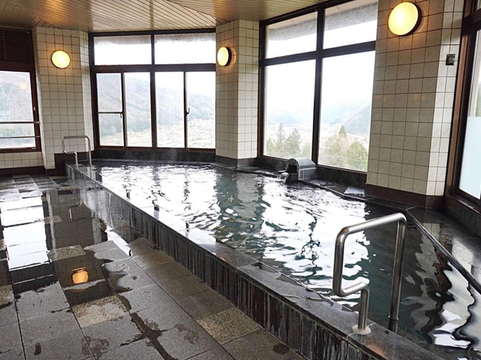 Sport & Beauty 5, Green Spa Tsutsuga, Akiōta