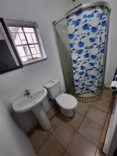 Bathroom 2, Dream Haven, Waterberg