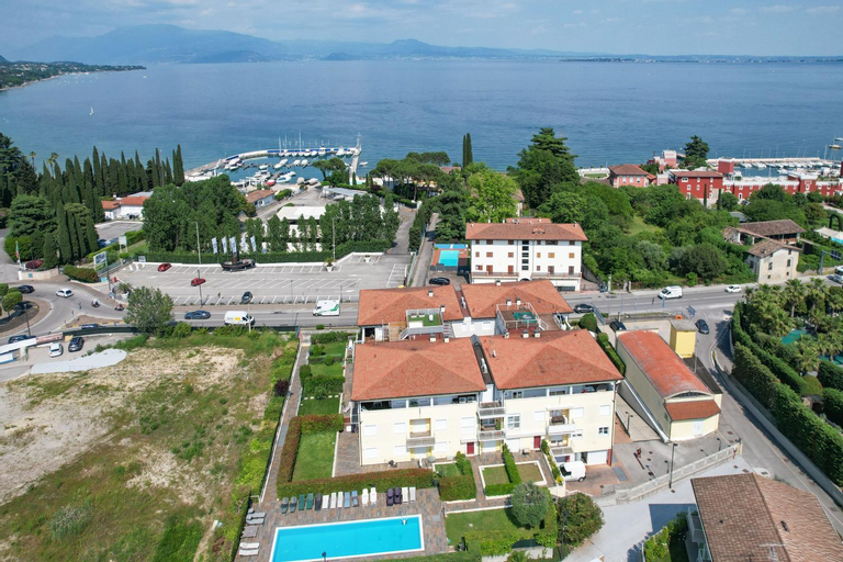 casetta giu al lago, Brescia