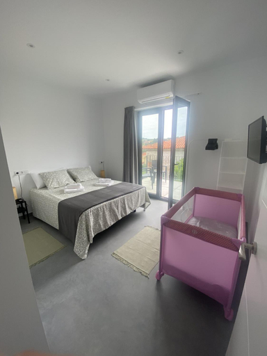 Others 4, Apartamentos Santamira Street, Cantabria