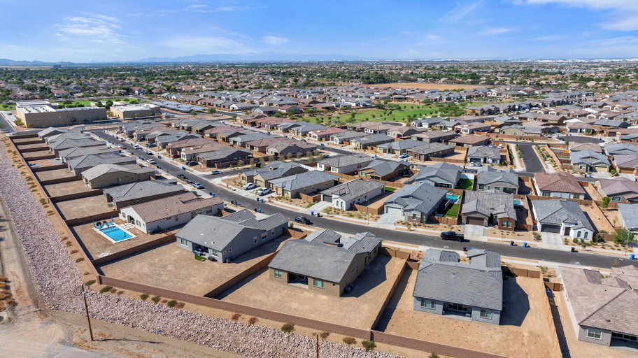 Others 5, Quiet Quarter in Laveen Village, Maricopa