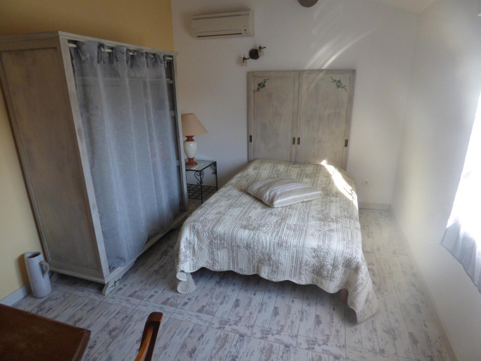 Bedroom 2, Chambre d'Hotes entre Provence et Camargue, Gard