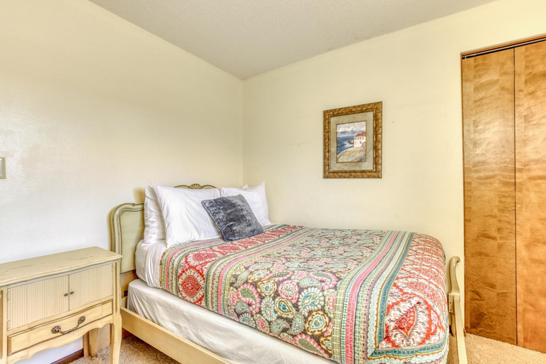 Ocean Vista Vacation Home, Clatsop
