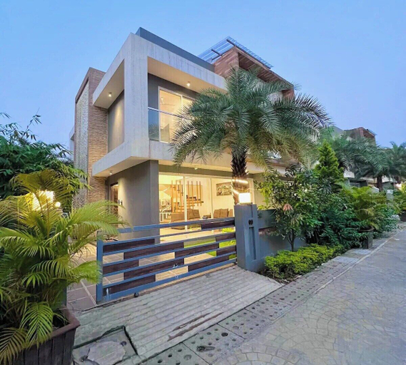 Exterior & Views, Scarlet By Stellar Stays, Pune