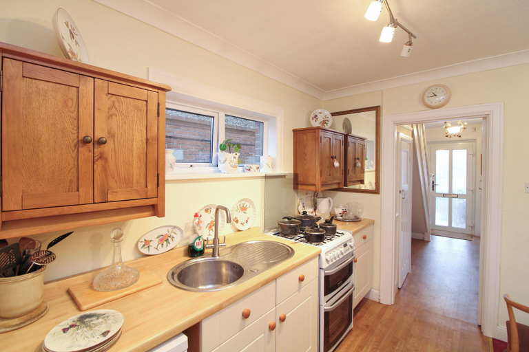Others 5, Regents park master room, Southampton