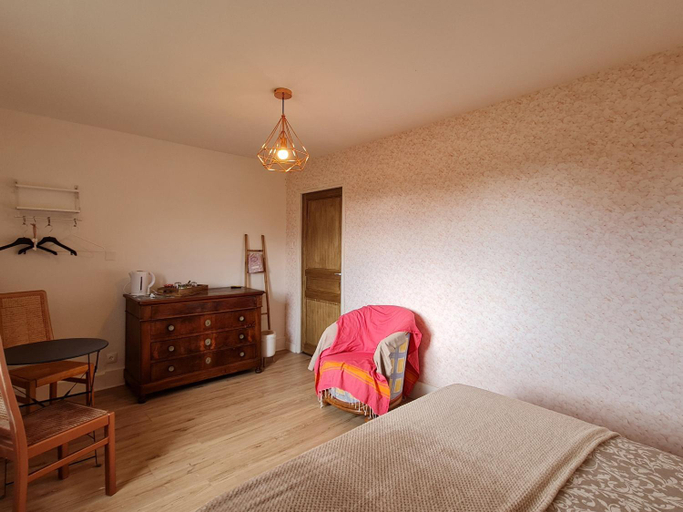 Others 4, Echappee Relaxante en Famille pres du Lac de Madine - FR-1-585-94, Meuse