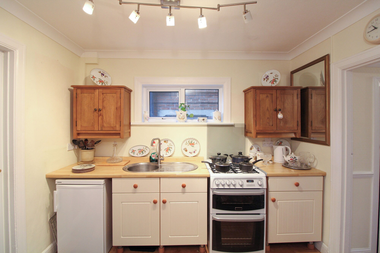 Others 5, Regents park double room, Southampton