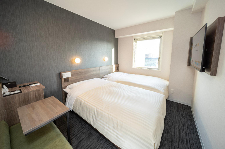 Bedroom 13