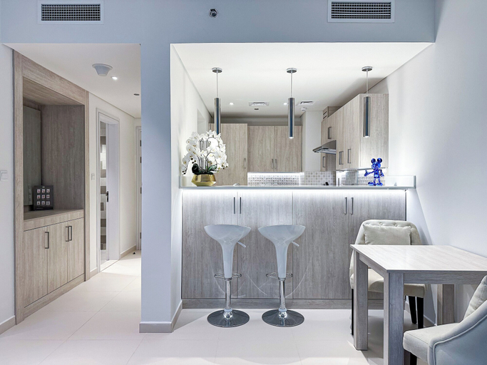 Bathroom 4, Infinity Pool and Beachfront Apartments - Seven Palm, Dubai
