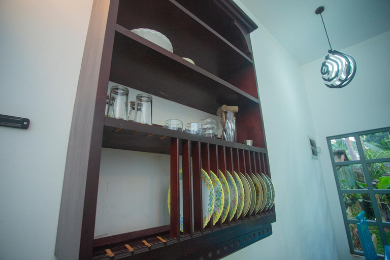 Others 5, Percy Residence, Habaraduwa
