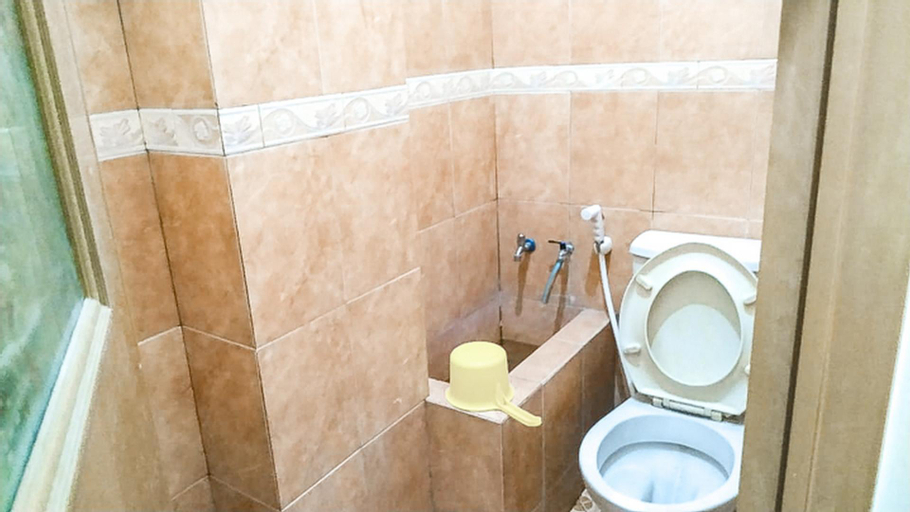 Bathroom 5