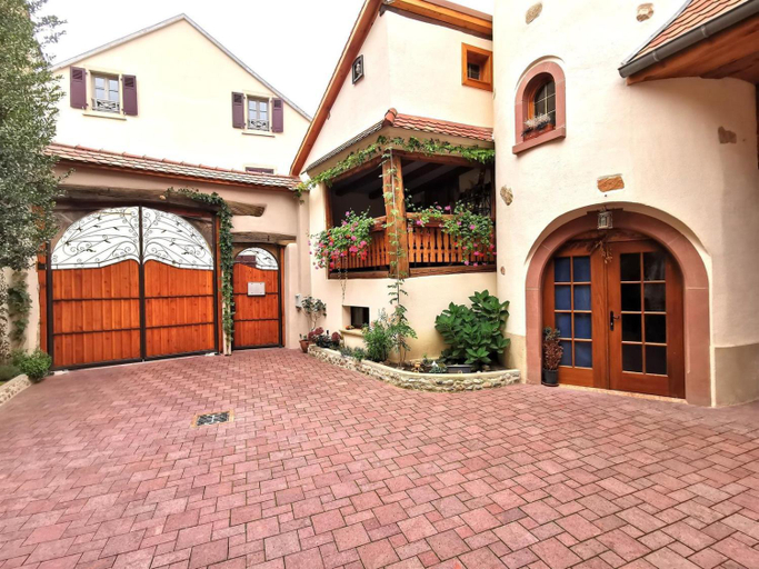 Exterior & Views 1, Chambres Suite d'Hote Divine Providence, Haut-Rhin