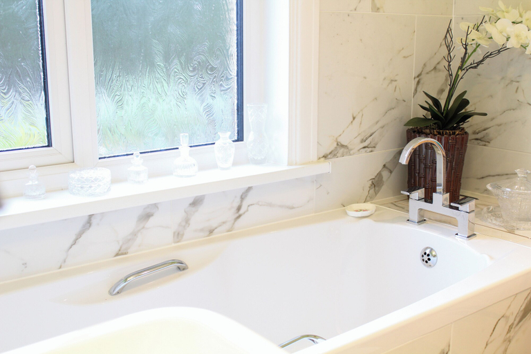 Bathroom 3, Regents park road single room, Southampton