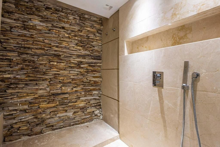 Bathroom 3, Casa Charlies Can, Cartagena de Indias