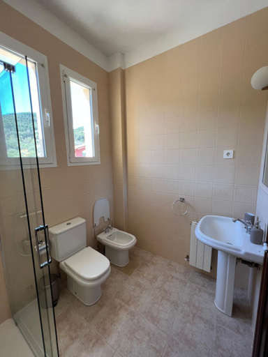 Bathroom 4, Haizea, Vizcaya