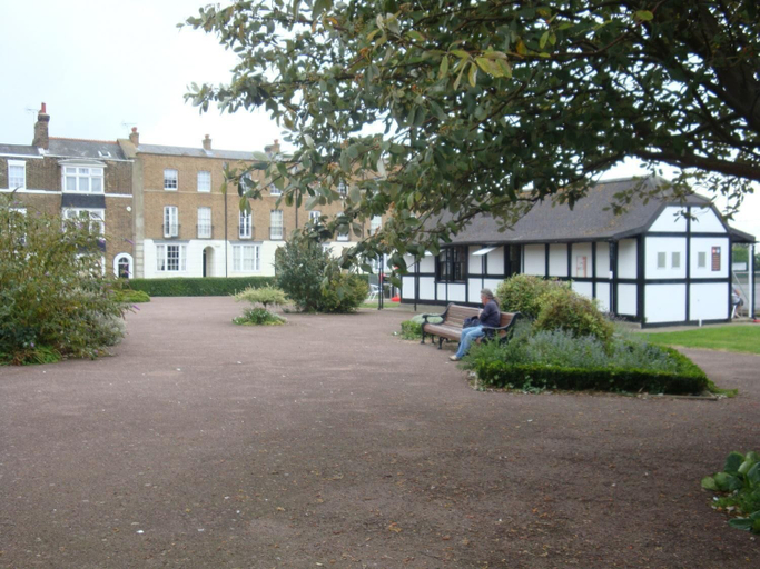 Exterior & Views 2, Spencer Court Hotel, Kent