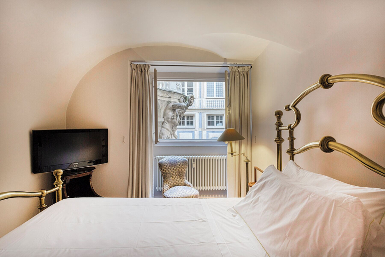 Bedroom 2, Garibaldi Glamorous Apartment by Wonderful Italy, Genova