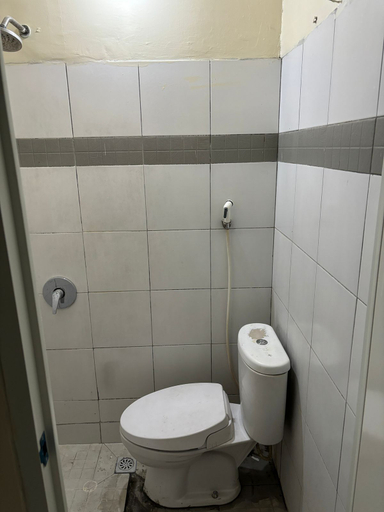 Bathroom 4, Agung Residence, Denpasar