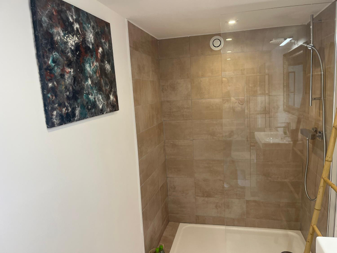 Bathroom 3, Villa Heliopolis, Haute-Corse