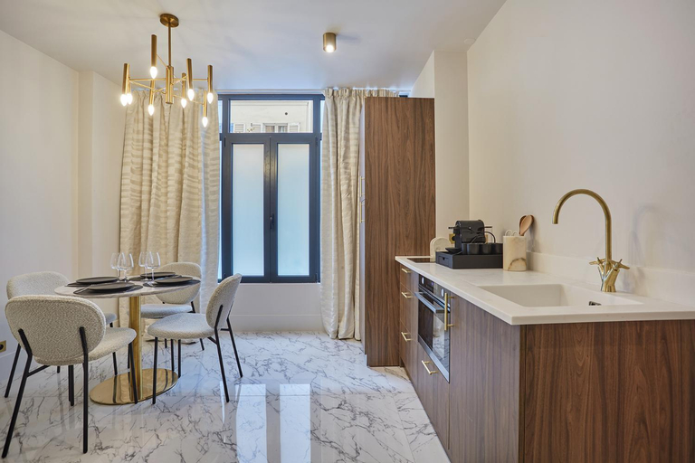 Others 4, Apart hotel Louvre museum by Studio prestige, Paris