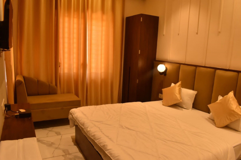 Bedroom 4, Goroomgo S.K. Plaza Chhabra, Baran