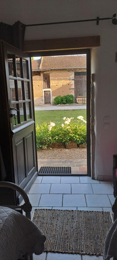 Others 3, Chambres d hotes near Macon with secure Parking, Ain