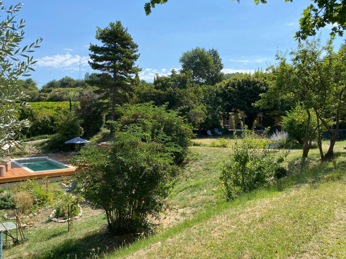 Others 4, Otarkia, Vaucluse