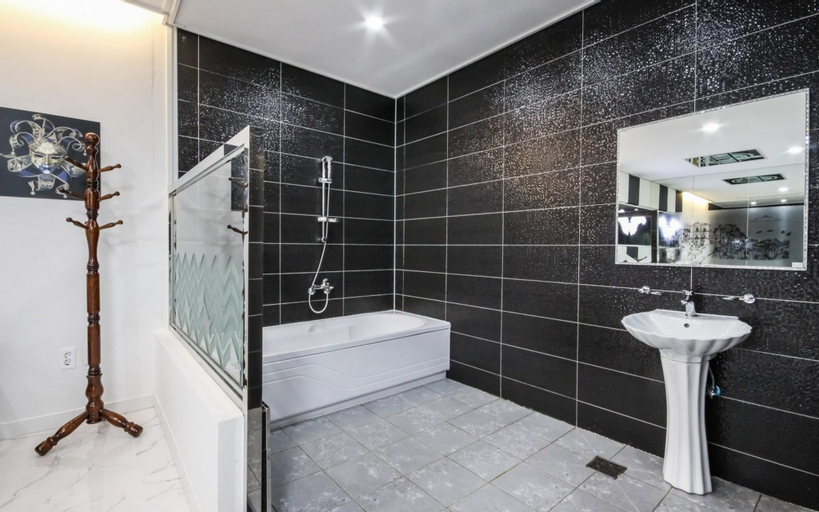 Bathroom 6