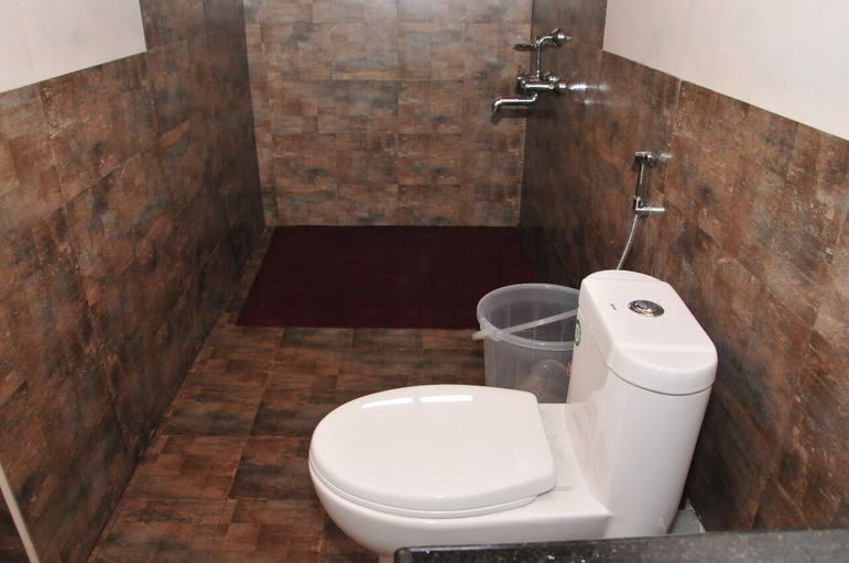 Bathroom 3, Coorg Tree House, Kodagu