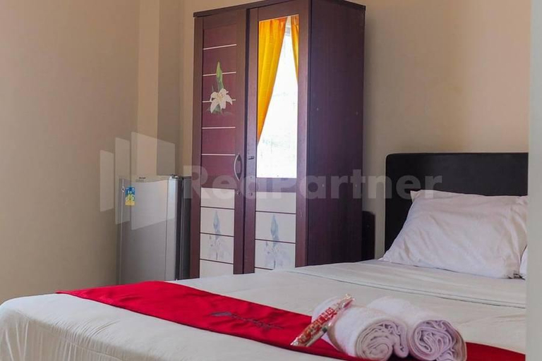 Bedroom 2, Grha Rahadi 2 Wiyung RedPartner, Surabaya