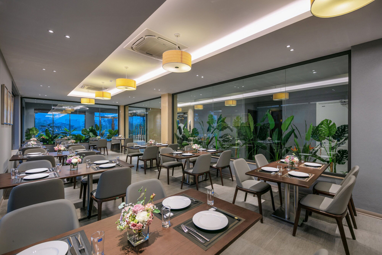 Food & Drinks 5, Golden Season Hotel, Ninh Bình