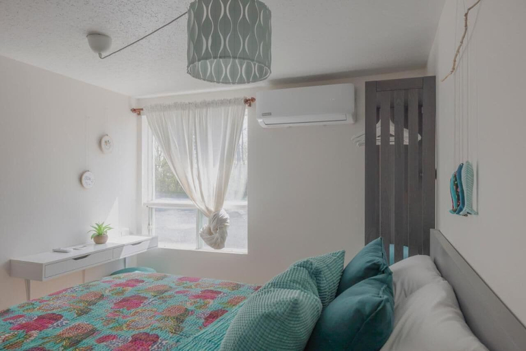 Bedroom 2, Jaune Hôtel Boutique, Lac-Saint-Jean-Est