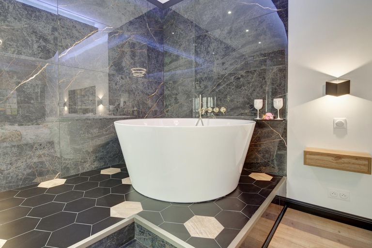 Bathroom 5, Love Avenue 51 - Studio proche du centre, Marne