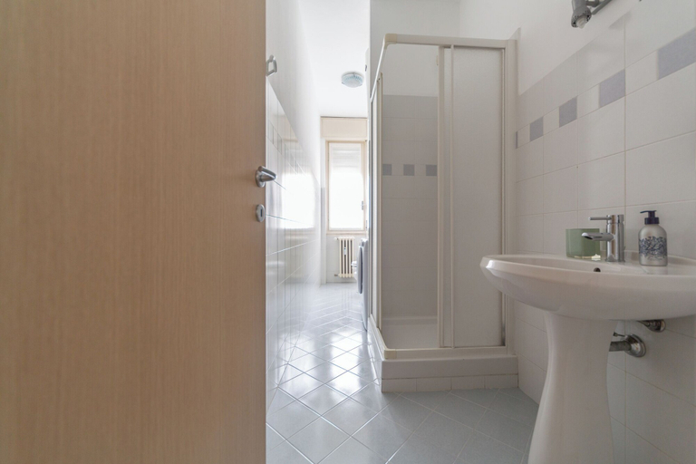 Bathroom 3, Milan Style Apartment, Milano