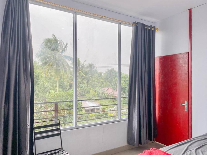 Bedroom 5, Sky Residence Tomohon Mitra RedDoorz, Tomohon