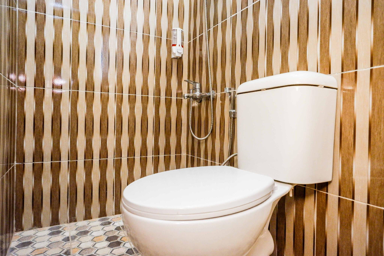 Bathroom 4