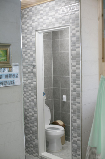 Bathroom 3, Capsule Inn Gangneung, Gangneung
