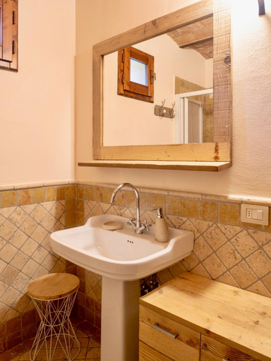 Bathroom 3, Antico Podere Vergianoni nel Chianti con piscina, Florence