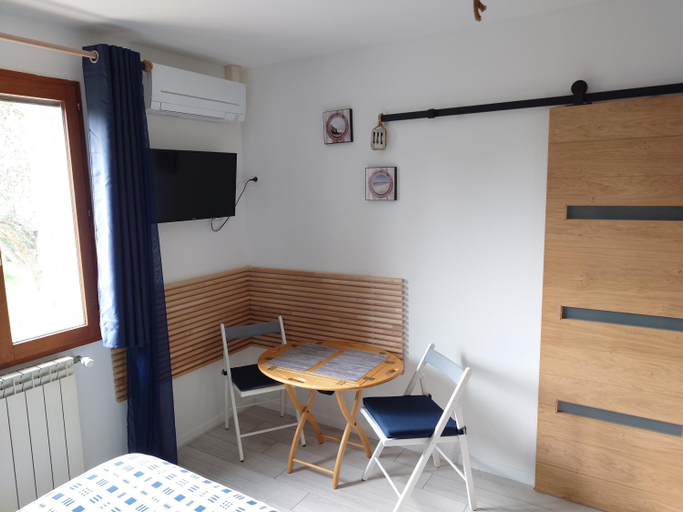 Others 3, Cigaleo, Chambre d'hotes dans le Var, Var