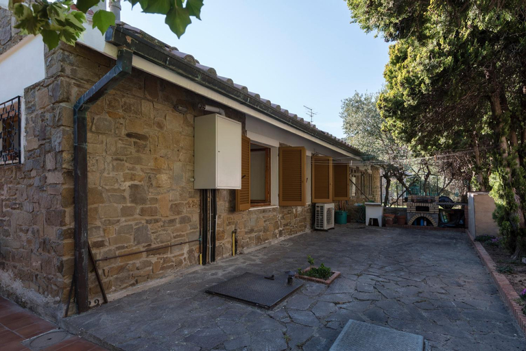 Villa con Terrazza Vista Mare, Grosseto