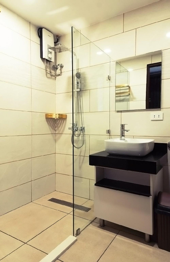 Bathroom 4