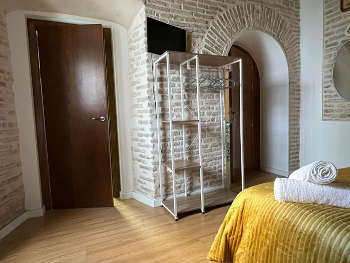 Others 2, Clarisas Suites, Sevilla