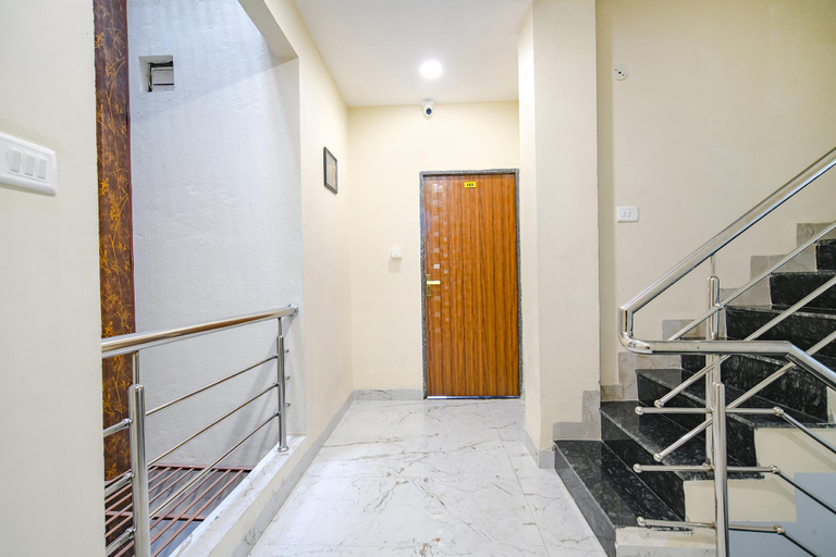 Public Area 2, FabHotel Atharv - Airport, Indore